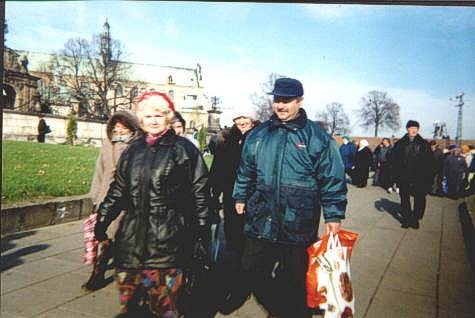 Wracamy rado�ni do poci�gu.
